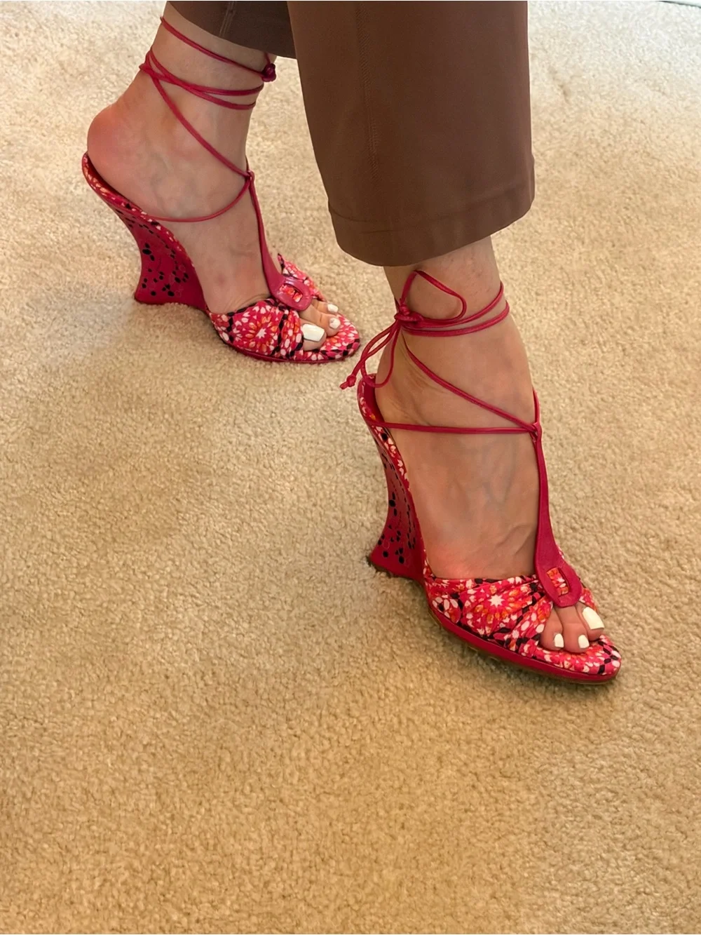Jimmy Choo Pink Floral Lace-Up Heels wedges Sandals